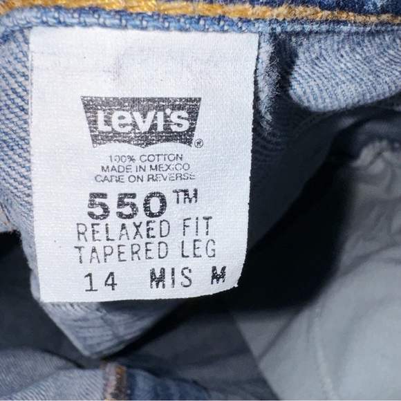 Levis 550 Cut Off Shorts Size 14/29” - Picture 5 of 5